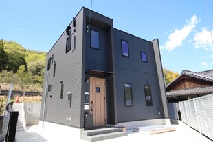 Casita　Blue　C棟の物件外観写真